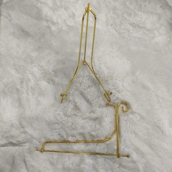 Foldable Metal Stand