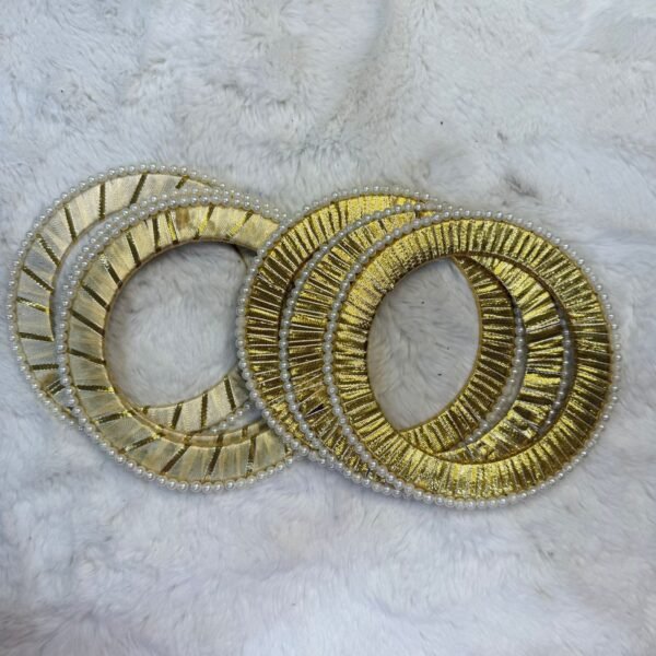 TRADITIONAL GOLDEN RING