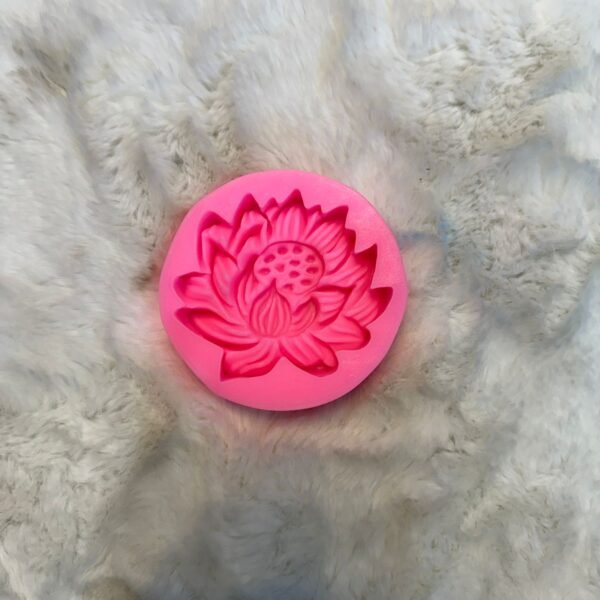 FLOWER LOTUS MOULD 39-19