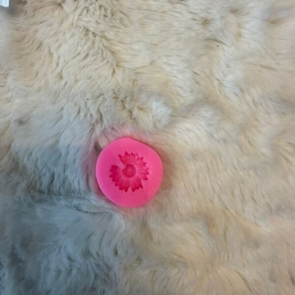 DASIY MOULD 39-18